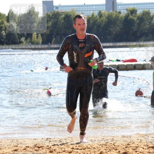 07.09.2025 - 19. Norderstedt Triathlon Luisa Fischer http://msf.ph/oto/8762920 07.09.2025 14:56:09 Schwimmen 431, 1526 meine-sportfotos.de