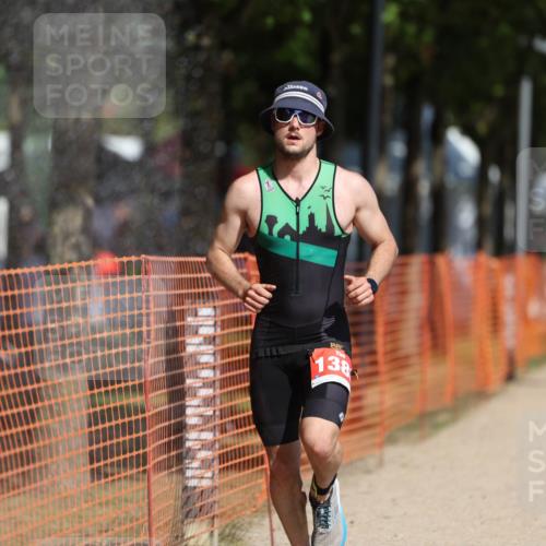 07.09.2025 - 19. Norderstedt Triathlon Michael Strokosch http://msf.ph/oto/8762926 07.09.2025 12:09:39 Laufen 1195, 1383 meine-sportfotos.de