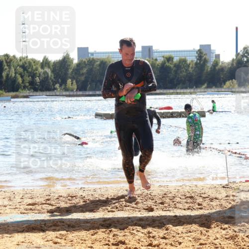 07.09.2025 - 19. Norderstedt Triathlon Luisa Fischer http://msf.ph/oto/8762934 07.09.2025 14:56:10 Schwimmen 431, 1526 meine-sportfotos.de
