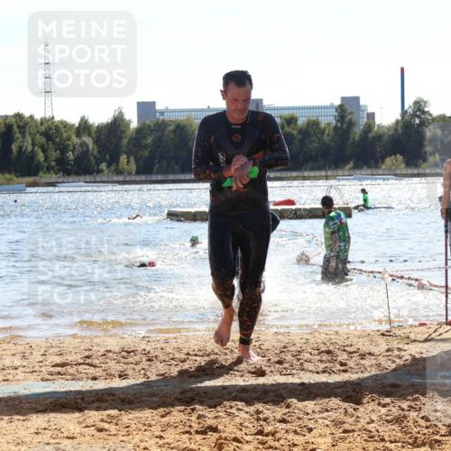 07.09.2025 - 19. Norderstedt Triathlon Luisa Fischer http://msf.ph/oto/8762938 07.09.2025 14:56:11 Schwimmen 431, 1526 meine-sportfotos.de