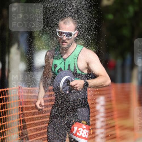 07.09.2025 - 19. Norderstedt Triathlon Michael Strokosch http://msf.ph/oto/8762944 07.09.2025 12:09:40 Laufen 1195, 1383 meine-sportfotos.de