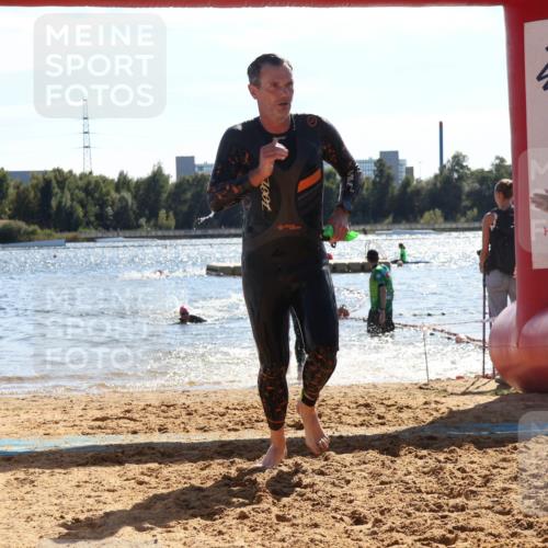 07.09.2025 - 19. Norderstedt Triathlon Luisa Fischer http://msf.ph/oto/8762950 07.09.2025 14:56:12 Schwimmen 431, 1526 meine-sportfotos.de