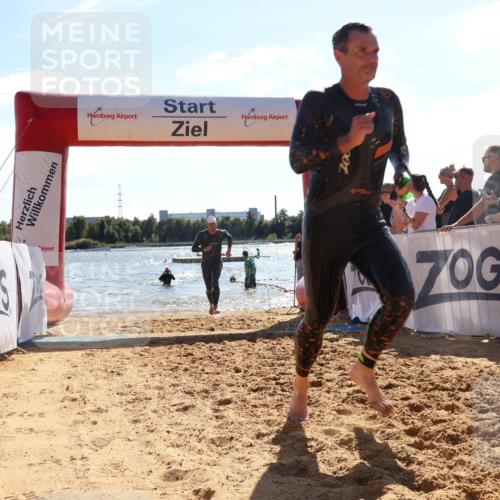 07.09.2025 - 19. Norderstedt Triathlon Luisa Fischer http://msf.ph/oto/8762974 07.09.2025 14:56:13 Schwimmen 431, 1526 meine-sportfotos.de