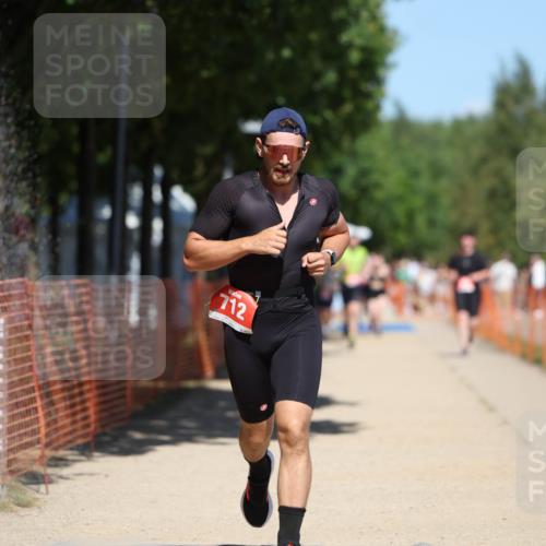 07.09.2025 - 19. Norderstedt Triathlon Michael Strokosch http://msf.ph/oto/8762980 07.09.2025 13:18:43 Laufen 712 meine-sportfotos.de