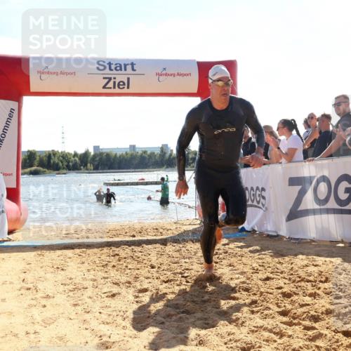 07.09.2025 - 19. Norderstedt Triathlon Luisa Fischer http://msf.ph/oto/8762985 07.09.2025 14:56:16 Schwimmen 431, 1526 meine-sportfotos.de
