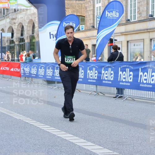 07.09.2025 - BARMER Alsterlauf Strokosch-Dieckow http://msf.ph/oto/8763006 07.09.2025 10:28:35 Ziel 3457, 3495, 3542, 3553, 3560, 4000, 4004, 4201, 4804 meine-sportfotos.de