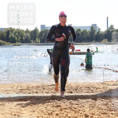 07.09.2025 - 19. Norderstedt Triathlon Luisa Fischer http://msf.ph/oto/8763018 07.09.2025 14:56:26 Schwimmen 1403, 1526, 1532, 1537 meine-sportfotos.de