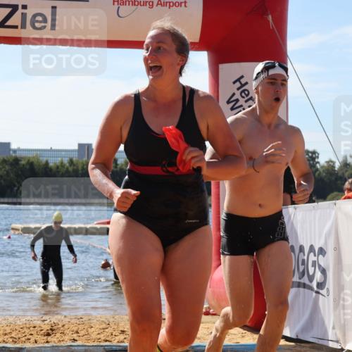 07.09.2025 - 19. Norderstedt Triathlon Luisa Fischer http://msf.ph/oto/8763025 07.09.2025 12:12:21 Schwimmen 153, 305, 1295 meine-sportfotos.de