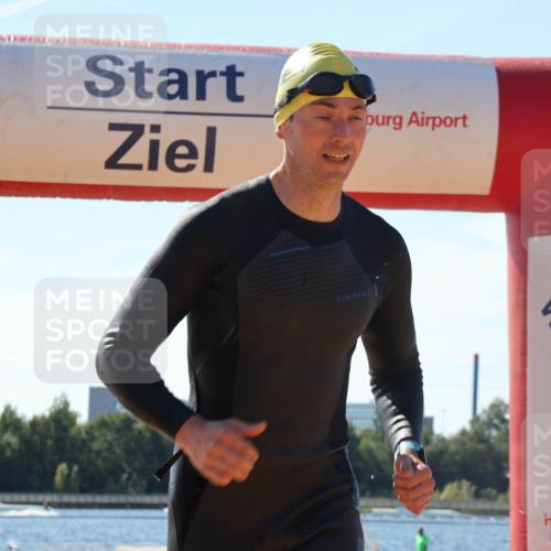 07.09.2025 - 19. Norderstedt Triathlon Luisa Fischer http://msf.ph/oto/8763030 07.09.2025 12:12:30 Schwimmen 214, 305, 1295 meine-sportfotos.de