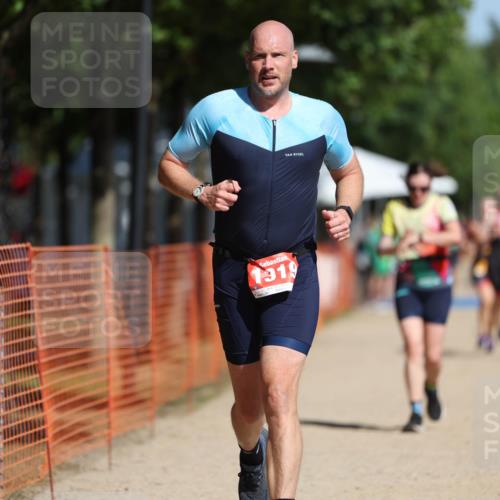 07.09.2025 - 19. Norderstedt Triathlon Michael Strokosch http://msf.ph/oto/8763074 07.09.2025 12:09:52 Laufen 860, 1153, 1319 meine-sportfotos.de