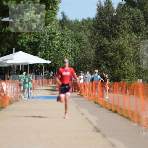 07.09.2025 - 19. Norderstedt Triathlon Michael Strokosch http://msf.ph/oto/8763116 07.09.2025 11:29:38 Laufen 231 meine-sportfotos.de