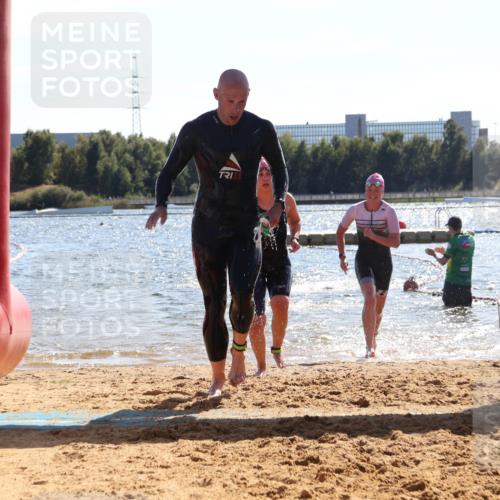 07.09.2025 - 19. Norderstedt Triathlon Luisa Fischer http://msf.ph/oto/8763122 07.09.2025 14:56:57 Schwimmen 416, 940, 946 meine-sportfotos.de