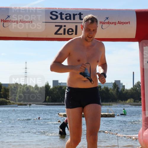 07.09.2025 - 19. Norderstedt Triathlon Luisa Fischer http://msf.ph/oto/8763178 07.09.2025 12:13:05 Schwimmen 177, 295 meine-sportfotos.de
