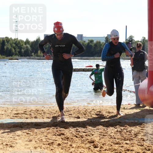 07.09.2025 - 19. Norderstedt Triathlon Luisa Fischer http://msf.ph/oto/8763180 07.09.2025 14:57:11 Schwimmen 930, 932, 940, 946, 953 meine-sportfotos.de