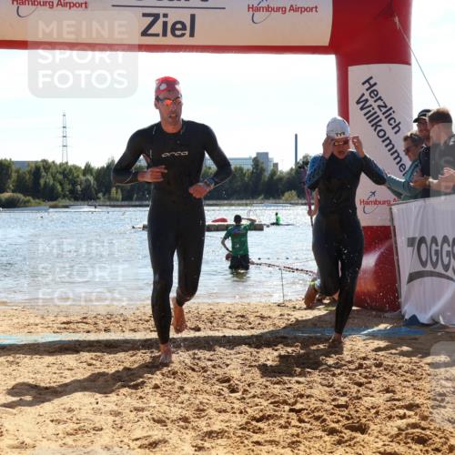 07.09.2025 - 19. Norderstedt Triathlon Luisa Fischer http://msf.ph/oto/8763189 07.09.2025 14:57:12 Schwimmen 930, 932, 940, 953 meine-sportfotos.de