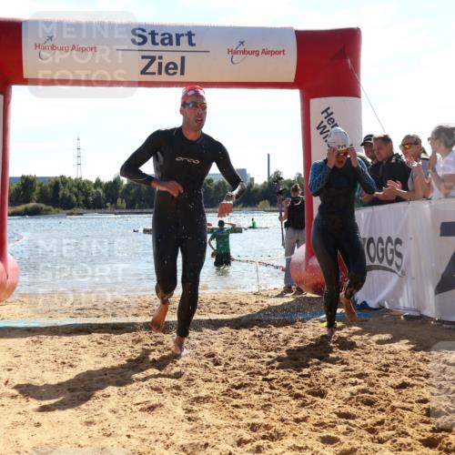 07.09.2025 - 19. Norderstedt Triathlon Luisa Fischer http://msf.ph/oto/8763192 07.09.2025 14:57:12 Schwimmen 930, 932, 940, 953 meine-sportfotos.de