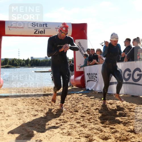 07.09.2025 - 19. Norderstedt Triathlon Luisa Fischer http://msf.ph/oto/8763198 07.09.2025 14:57:13 Schwimmen 930, 932, 953 meine-sportfotos.de