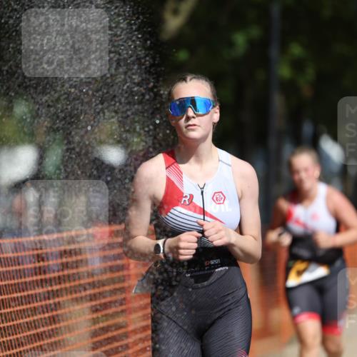 07.09.2025 - 19. Norderstedt Triathlon Michael Strokosch http://msf.ph/oto/8763242 07.09.2025 12:10:01 Laufen 860, 1153, 1197 meine-sportfotos.de