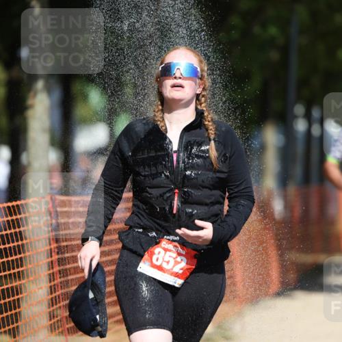 07.09.2025 - 19. Norderstedt Triathlon Michael Strokosch http://msf.ph/oto/8763268 07.09.2025 12:57:17 Laufen 766, 852, 898, 1231, 1268, 1309 meine-sportfotos.de