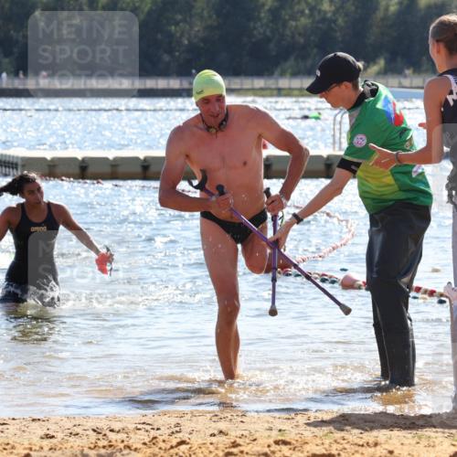07.09.2025 - 19. Norderstedt Triathlon Luisa Fischer http://msf.ph/oto/8763274 07.09.2025 14:58:16 Schwimmen 949, 1513 meine-sportfotos.de