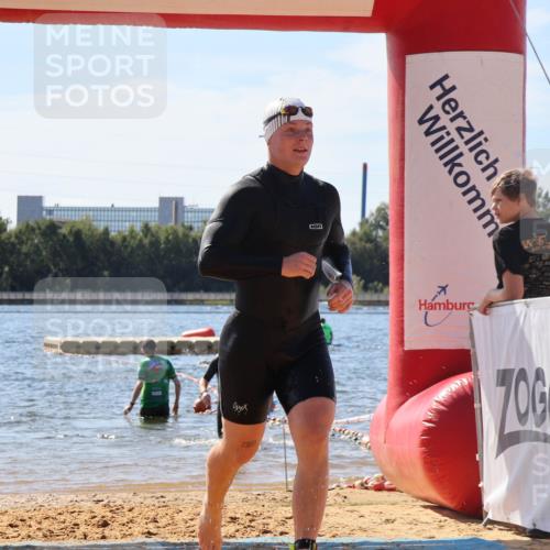 07.09.2025 - 19. Norderstedt Triathlon Luisa Fischer http://msf.ph/oto/8763282 07.09.2025 12:13:50 Schwimmen 277, 718 meine-sportfotos.de