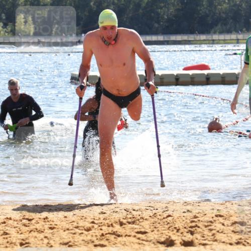 07.09.2025 - 19. Norderstedt Triathlon Luisa Fischer http://msf.ph/oto/8763304 07.09.2025 14:58:18 Schwimmen 949, 951, 1513 meine-sportfotos.de