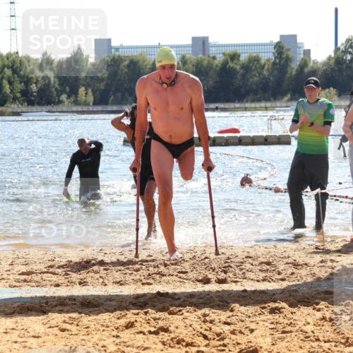 07.09.2025 - 19. Norderstedt Triathlon Luisa Fischer http://msf.ph/oto/8763337 07.09.2025 14:58:20 Schwimmen 951, 1513 meine-sportfotos.de