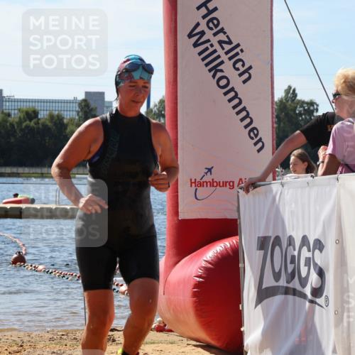 07.09.2025 - 19. Norderstedt Triathlon Luisa Fischer http://msf.ph/oto/8763358 07.09.2025 12:14:45 Schwimmen 789 meine-sportfotos.de