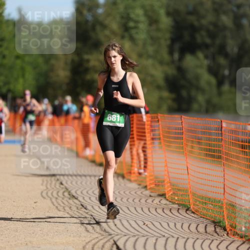 07.09.2025 - 19. Norderstedt Triathlon Michael Strokosch http://msf.ph/oto/8763377 07.09.2025 10:47:41 Laufen 681 meine-sportfotos.de