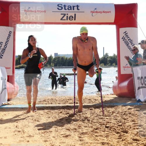 07.09.2025 - 19. Norderstedt Triathlon Luisa Fischer http://msf.ph/oto/8763388 07.09.2025 14:58:24 Schwimmen 403, 951, 1513 meine-sportfotos.de