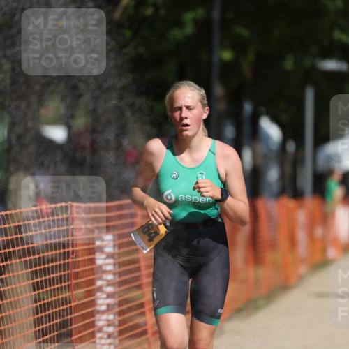 07.09.2025 - 19. Norderstedt Triathlon Michael Strokosch http://msf.ph/oto/8763401 07.09.2025 12:10:16 Laufen 826, 1164, 1279 meine-sportfotos.de