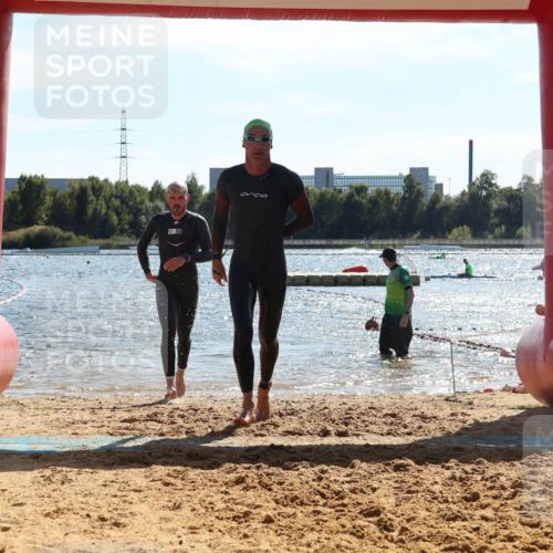 07.09.2025 - 19. Norderstedt Triathlon Luisa Fischer http://msf.ph/oto/8763445 07.09.2025 14:58:31 Schwimmen 403, 414, 951, 1429, 1513 meine-sportfotos.de