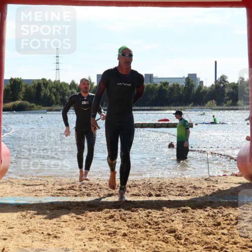 07.09.2025 - 19. Norderstedt Triathlon Luisa Fischer http://msf.ph/oto/8763451 07.09.2025 14:58:32 Schwimmen 403, 414, 951, 1429, 1513 meine-sportfotos.de