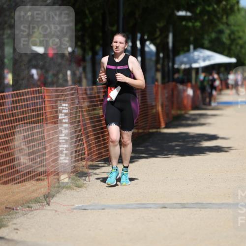 07.09.2025 - 19. Norderstedt Triathlon Michael Strokosch http://msf.ph/oto/8763461 07.09.2025 13:19:08 Laufen 187, 307 meine-sportfotos.de