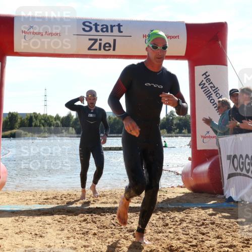 07.09.2025 - 19. Norderstedt Triathlon Luisa Fischer http://msf.ph/oto/8763478 07.09.2025 14:58:33 Schwimmen 403, 414, 951, 1429, 1513 meine-sportfotos.de