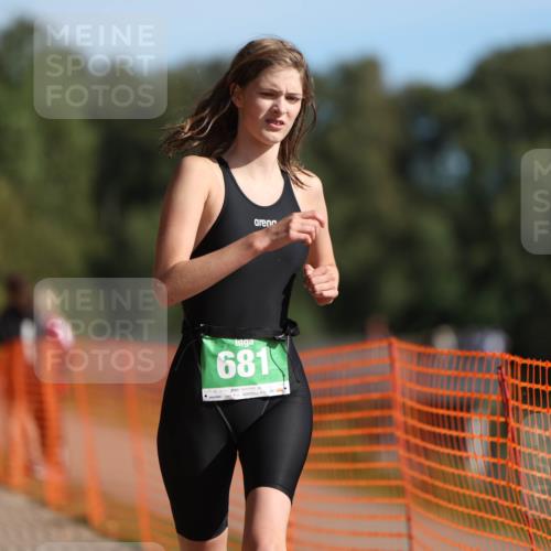 07.09.2025 - 19. Norderstedt Triathlon Michael Strokosch http://msf.ph/oto/8763479 07.09.2025 10:47:43 Laufen 83, 681 meine-sportfotos.de