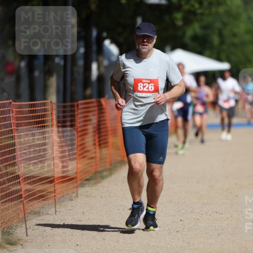 07.09.2025 - 19. Norderstedt Triathlon Michael Strokosch http://msf.ph/oto/8763484 07.09.2025 12:10:20 Laufen 826, 1164, 1279 meine-sportfotos.de