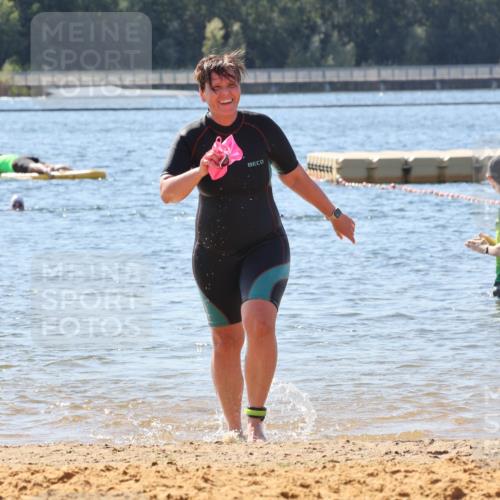 07.09.2025 - 19. Norderstedt Triathlon Luisa Fischer http://msf.ph/oto/8763490 07.09.2025 12:16:28 Schwimmen 219, 272 meine-sportfotos.de