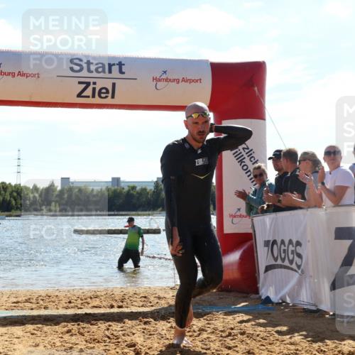 07.09.2025 - 19. Norderstedt Triathlon Luisa Fischer http://msf.ph/oto/8763493 07.09.2025 14:58:34 Schwimmen 403, 414, 951, 1429, 1513 meine-sportfotos.de