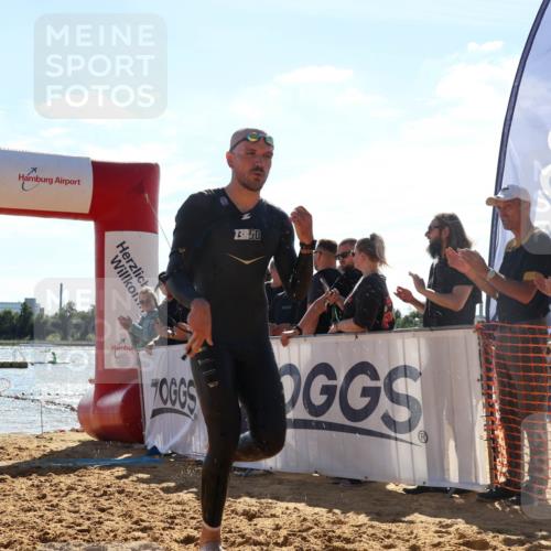 07.09.2025 - 19. Norderstedt Triathlon Luisa Fischer http://msf.ph/oto/8763504 07.09.2025 14:58:35 Schwimmen 403, 414, 951, 1429 meine-sportfotos.de