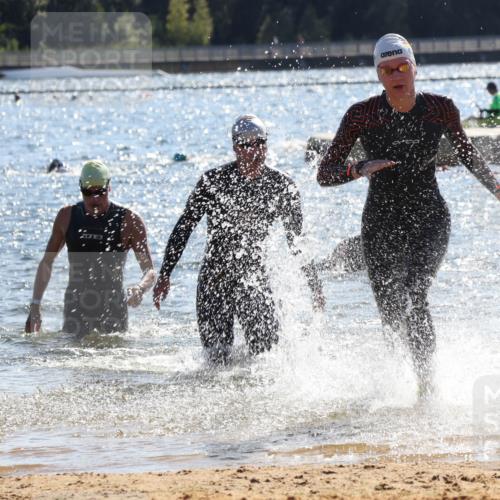07.09.2025 - 19. Norderstedt Triathlon Luisa Fischer http://msf.ph/oto/8763515 07.09.2025 14:59:39 Schwimmen 944 meine-sportfotos.de