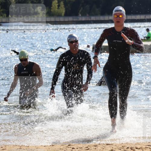 07.09.2025 - 19. Norderstedt Triathlon Luisa Fischer http://msf.ph/oto/8763519 07.09.2025 14:59:39 Schwimmen 944 meine-sportfotos.de