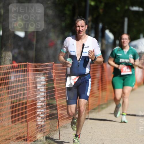 07.09.2025 - 19. Norderstedt Triathlon Michael Strokosch http://msf.ph/oto/8763533 07.09.2025 12:10:28 Laufen 720, 763, 782, 1363 meine-sportfotos.de