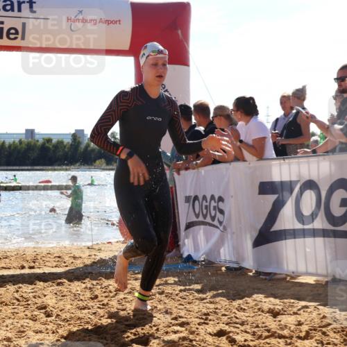 07.09.2025 - 19. Norderstedt Triathlon Luisa Fischer http://msf.ph/oto/8763574 07.09.2025 14:59:43 Schwimmen 944, 1514, 1538 meine-sportfotos.de