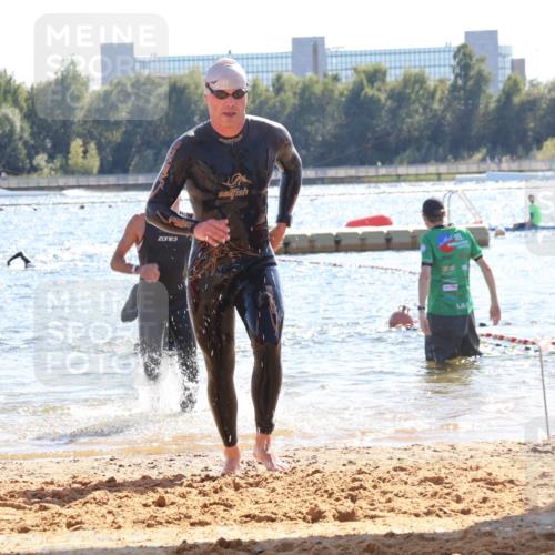 07.09.2025 - 19. Norderstedt Triathlon Luisa Fischer http://msf.ph/oto/8763581 07.09.2025 14:59:45 Schwimmen 944, 1514, 1538 meine-sportfotos.de