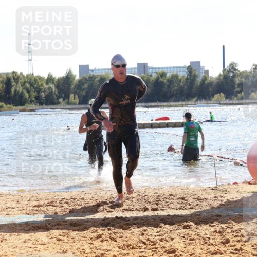 07.09.2025 - 19. Norderstedt Triathlon Luisa Fischer http://msf.ph/oto/8763593 07.09.2025 14:59:45 Schwimmen 944, 1514, 1538 meine-sportfotos.de