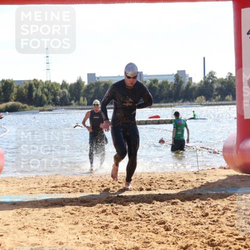 07.09.2025 - 19. Norderstedt Triathlon Luisa Fischer http://msf.ph/oto/8763596 07.09.2025 14:59:46 Schwimmen 944, 1514, 1538 meine-sportfotos.de