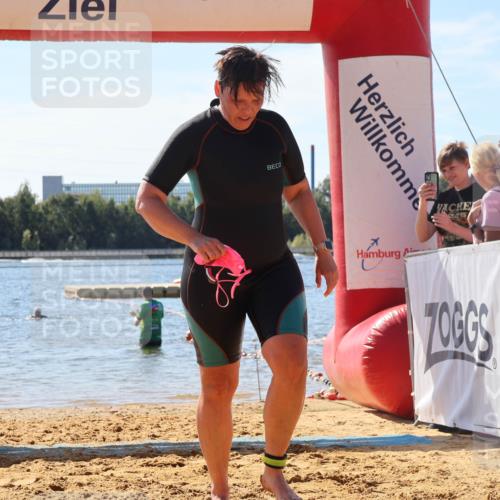 07.09.2025 - 19. Norderstedt Triathlon Luisa Fischer http://msf.ph/oto/8763602 07.09.2025 12:16:35 Schwimmen 219, 272 meine-sportfotos.de