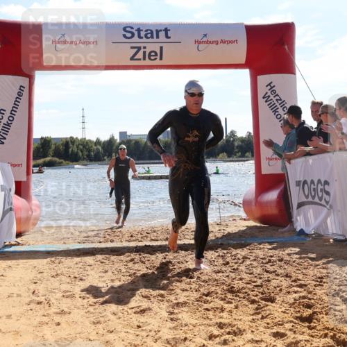 07.09.2025 - 19. Norderstedt Triathlon Luisa Fischer http://msf.ph/oto/8763615 07.09.2025 14:59:47 Schwimmen 944, 1514, 1538 meine-sportfotos.de