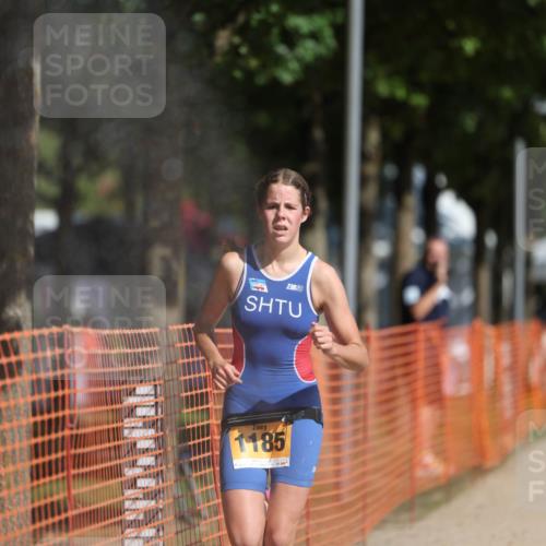 07.09.2025 - 19. Norderstedt Triathlon Michael Strokosch http://msf.ph/oto/8763617 07.09.2025 11:30:21 Laufen 1185 meine-sportfotos.de